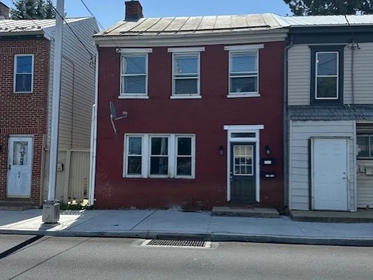 353 N Hanover St #2 — Photo 1