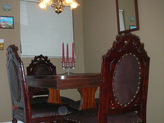 Dining Rm
