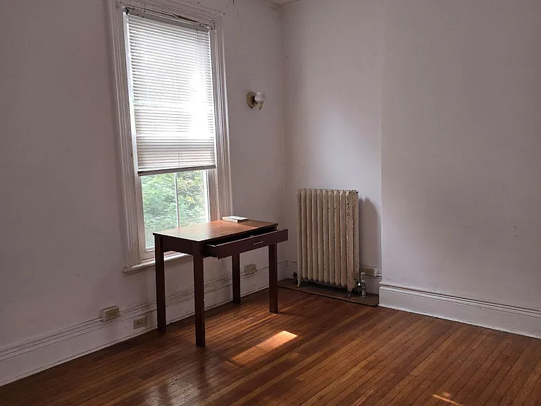 706 Madison Ave — Photo 9
