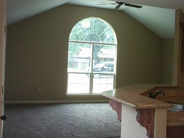 1st image of 1009 Cole Dr