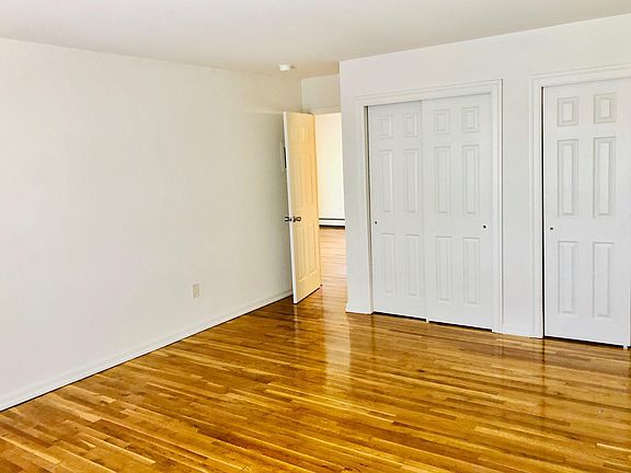 5th image of 12 Soundview Gdns #2B