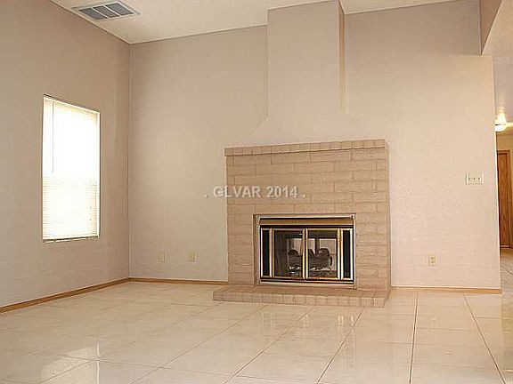 2nd image of 1642 Lorna Dr