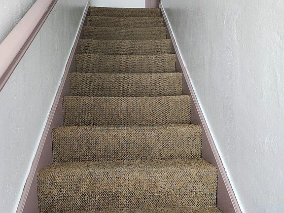 3rd image of 449 Manor Pl NW APT 1