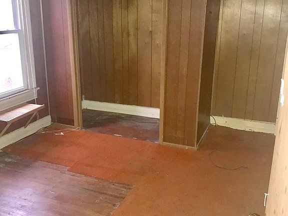 3rd image of 310 E Lexington St