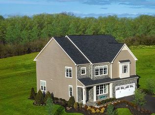 35908 Platinum Dr, Round Hill, VA 20141