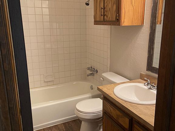 4th image of 12415 SW 13th St