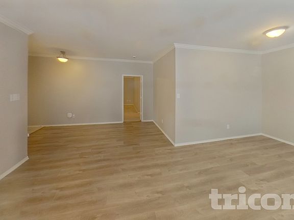 4th image of 716 Sequoia Dr
