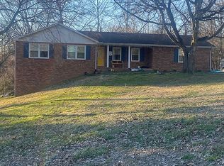 2440 Dotsonville Rd, Clarksville, TN 37042
