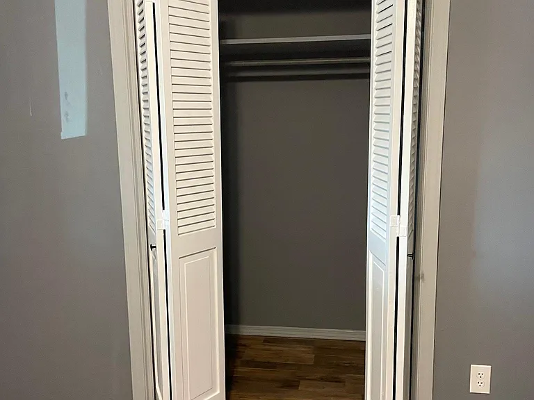 2060 Austin Dr — Photo 11
