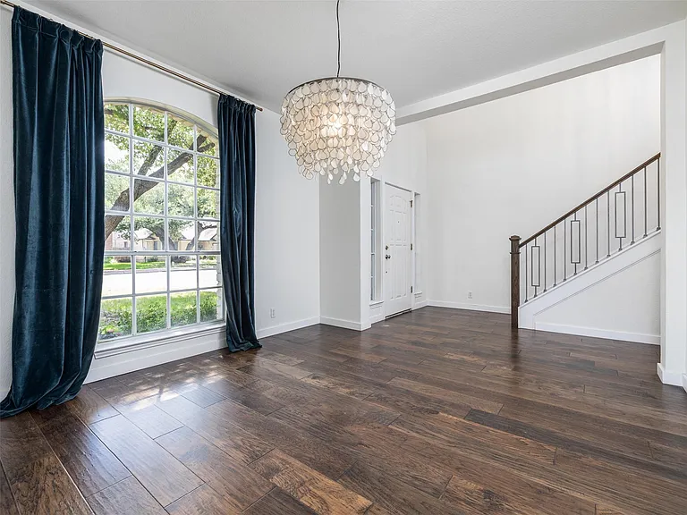 1503 Brighton Bend Ln — Photo 10