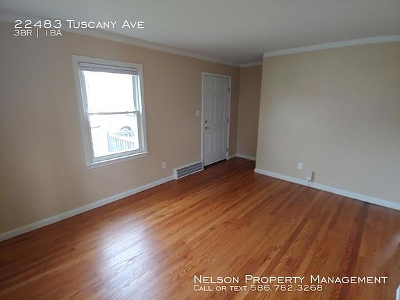 4th image of 22483 Tuscany Ave