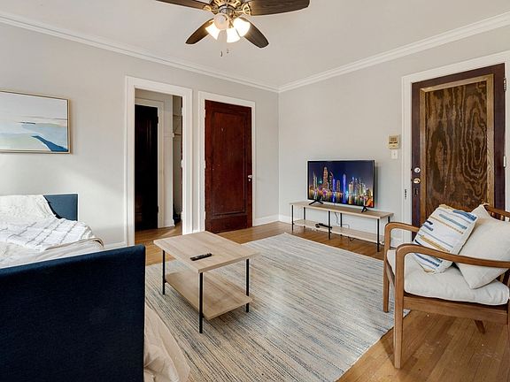 3rd image of 119-23 W 33rd St #209