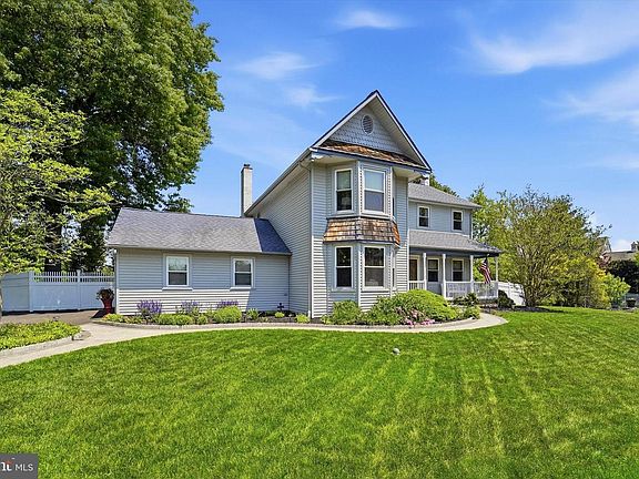 4th image of 11 Ginger Ct