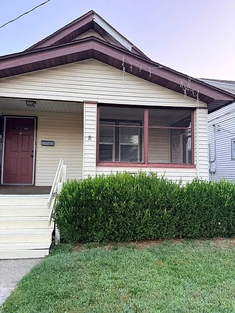 1954 Berkshire Place - HSE — Photo 2
