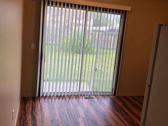 2nd image of 5041 Maybrook Dr