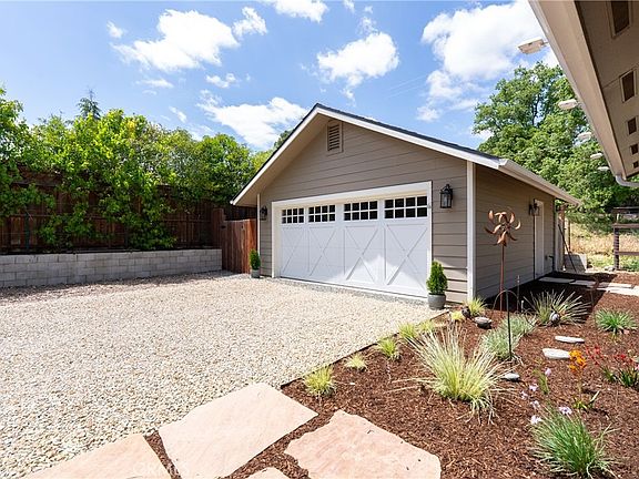 4th image of 10825 Colorado Rd