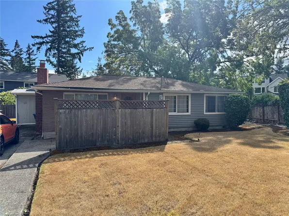 15133 SE 41st Place, Bellevue, WA 98006