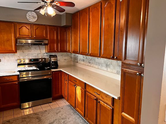4th image of 1915 W Granville Ave APT 302