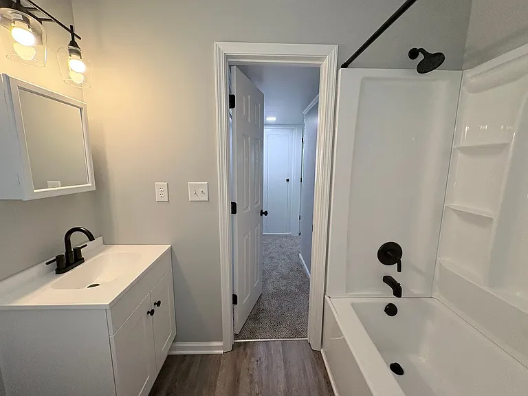 2624 Philip St — Photo 28