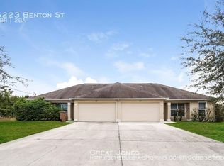 5223 Benton St, Lehigh Acres, FL 33971