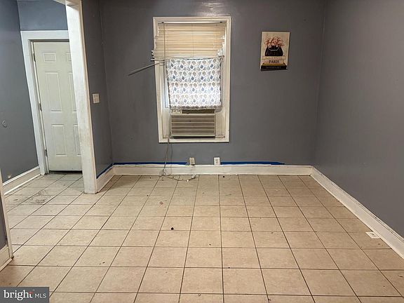 5th image of 4912 Palmer Ave