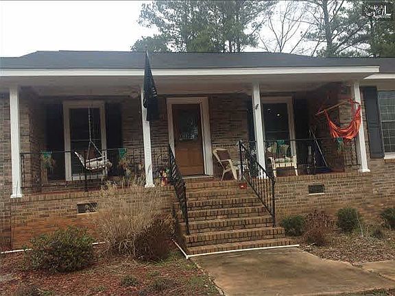 2nd image of 207 Parklane Dr