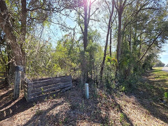 2nd image of SE Country Club Rd