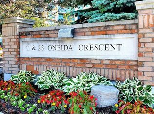 23 Oneida Cres #Penthouse 01, Richmond Hill, ON L4B 0A2