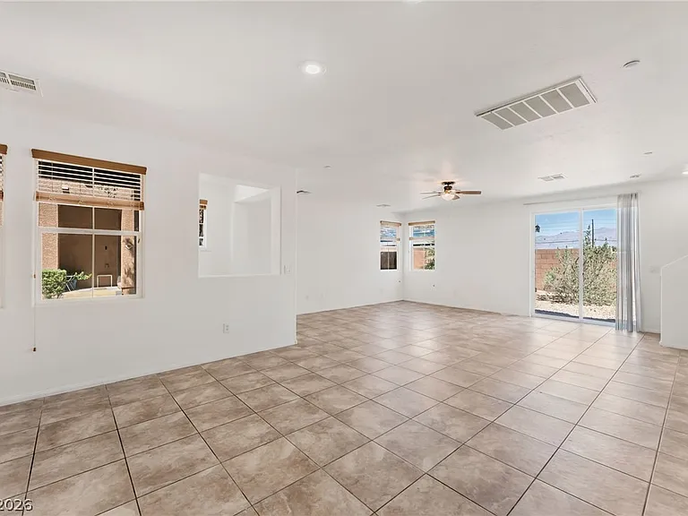 310 Clarence House Ave #2 — Photo 10