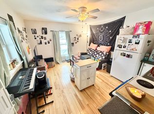 67 Park St APT 3, Essex Junction, VT 05452