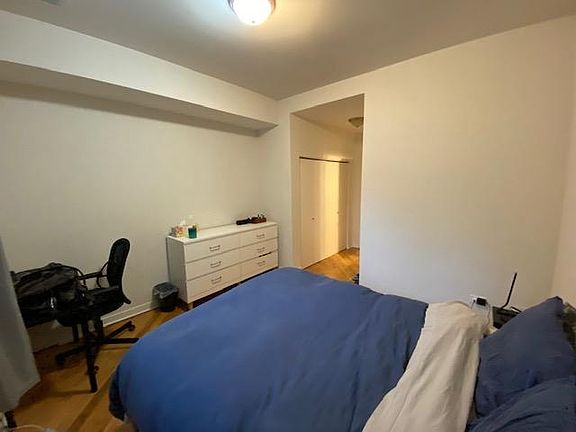 4th image of 7605 N Bosworth Ave APT 1N