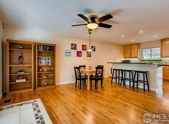 Living room and dining area / kitchen