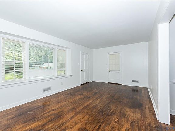 5th image of 9010 Weldon Dr
