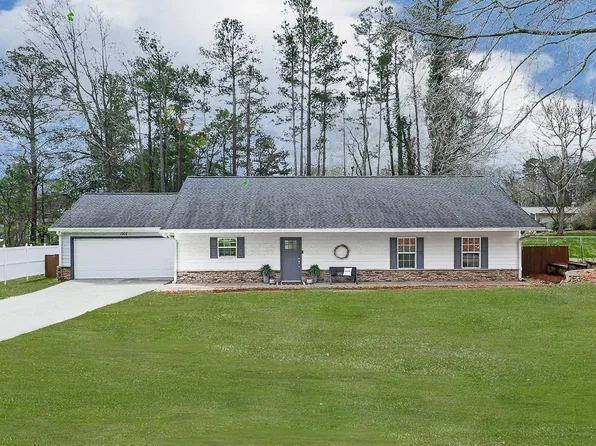 1002 Brackett Rd, Roswell, GA 30066