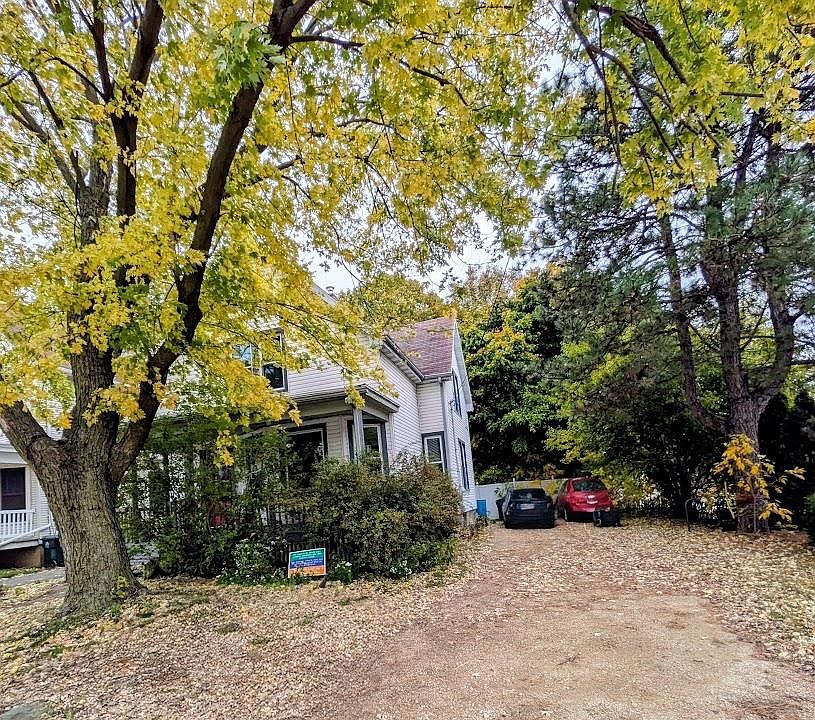 1st image of 1907 E Washington Ave