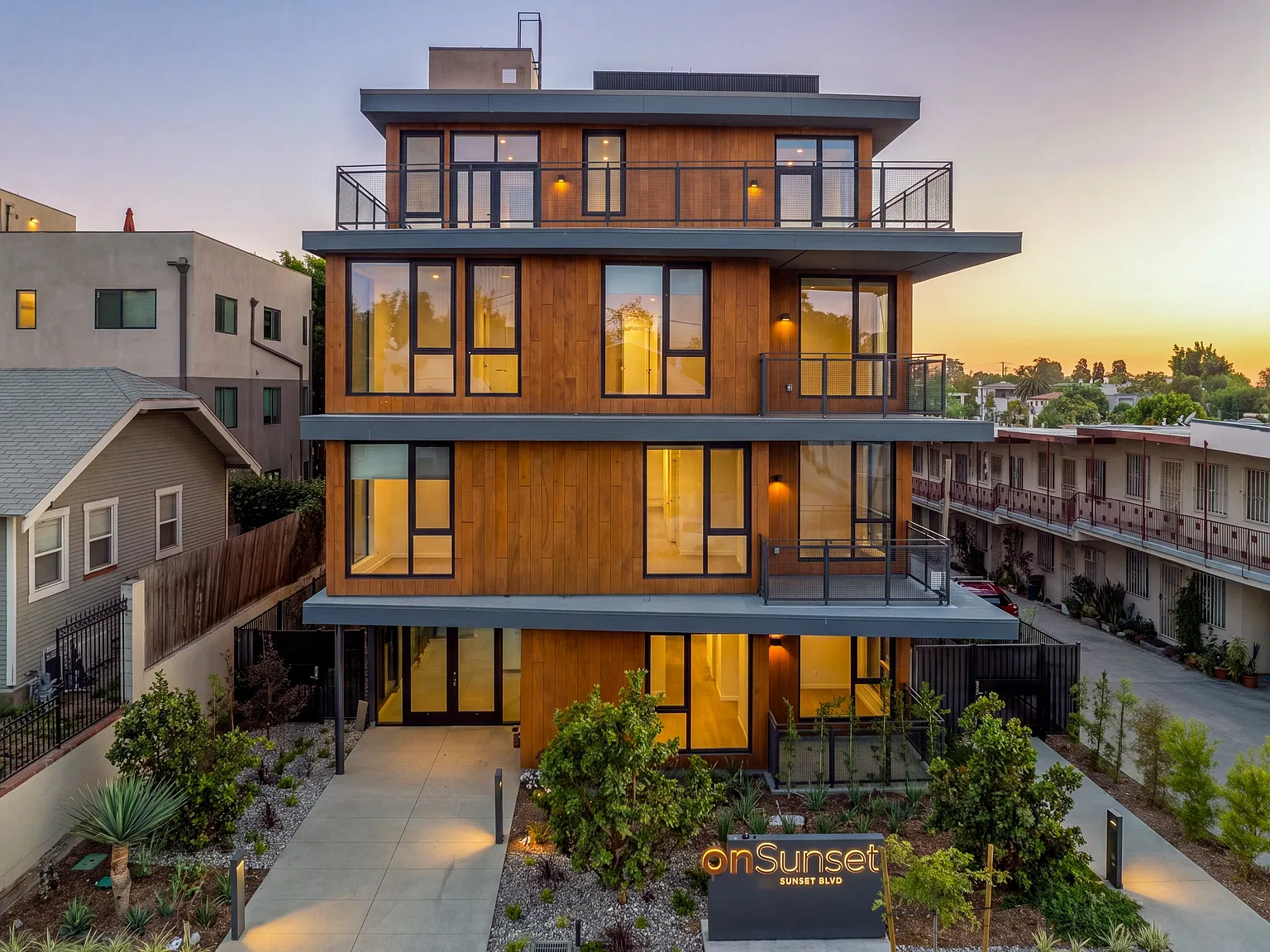 OnSunset — Photo 2
