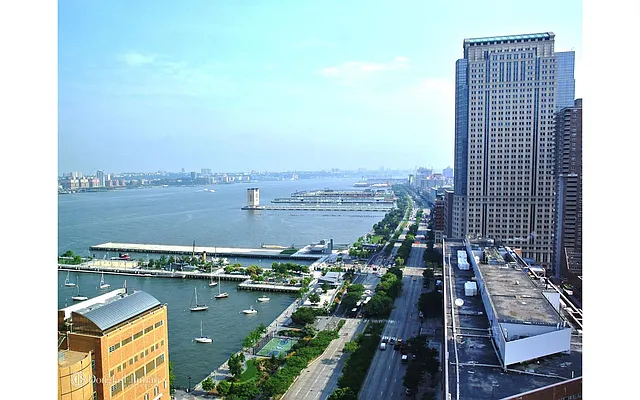 Rented by Douglas Elliman | media 28