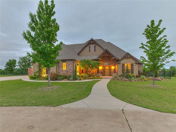 2nd image of 15300 Country Edge Dr