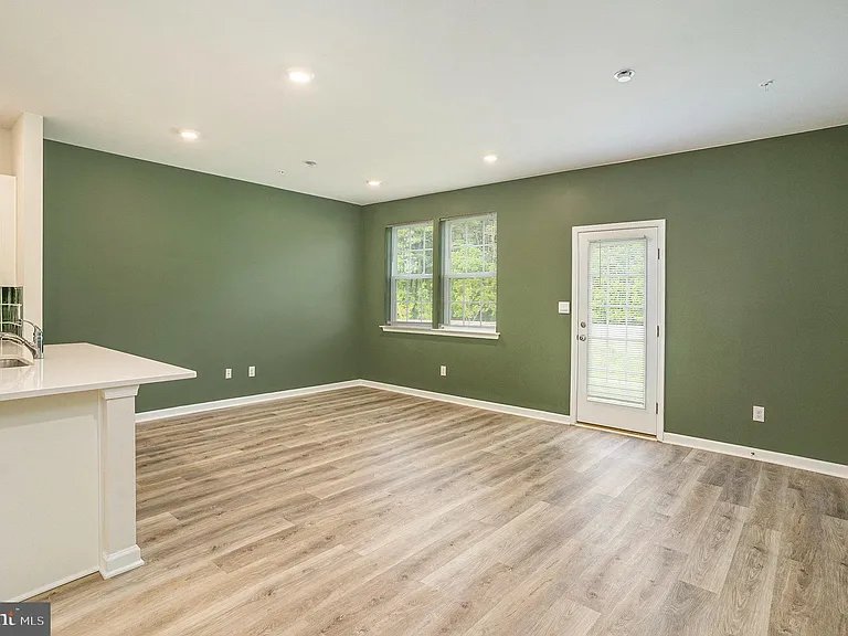 1143 Martin Rd — Photo 12