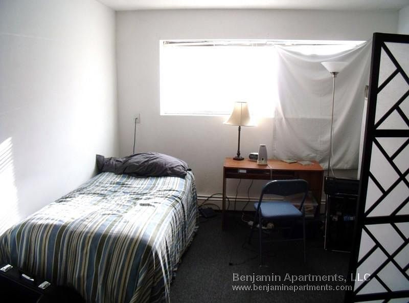 2nd image of 226 Parker Hill Ave #14L