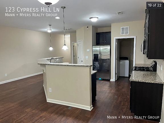 5th image of 123 Cypress Hill Ln
