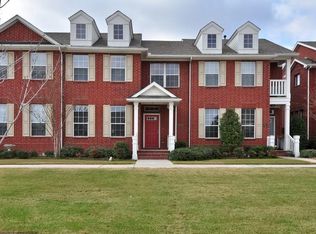 8028 Mimosa Dr, North Richland Hills, TX 76180