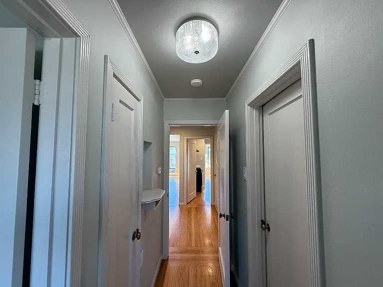 4039 Mission St — Photo 10