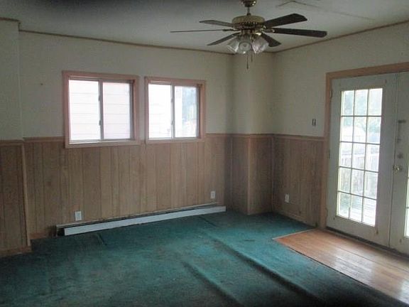 4th image of 65 Whitfield Ave