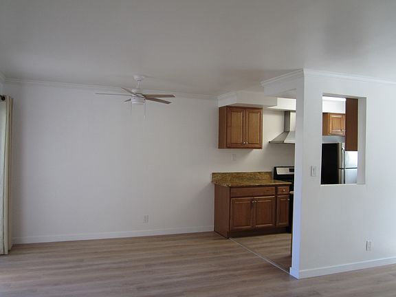 4th image of 227 Oceano Ave #2