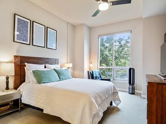 3rd image of 711 Cosmopolitan Dr NE Unit 319
