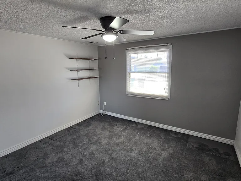 14002 N 37th Pl — Photo 20