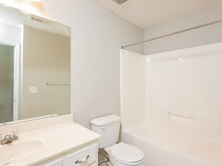 2083 Reserve Pkwy — Photo 15
