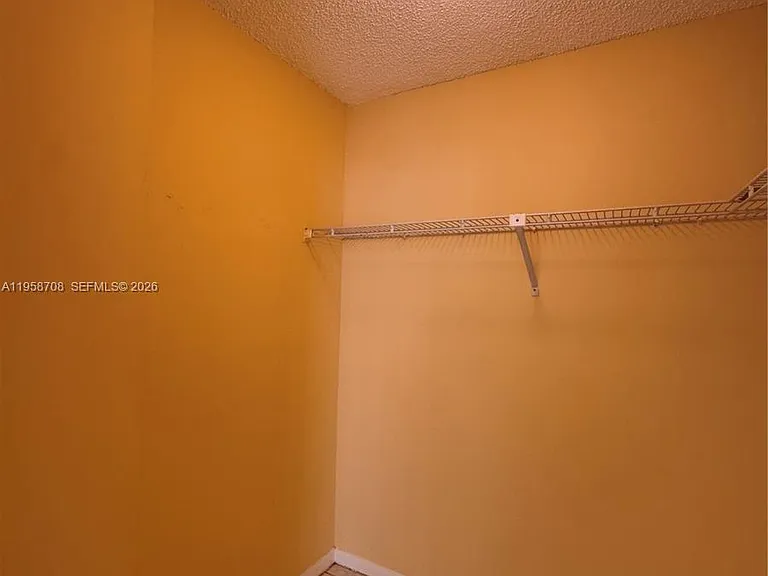 16919 N Bay Rd #117 — Photo 14
