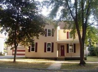 204 3rd St E, Jordan, MN 55352